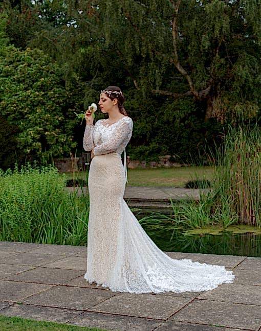 gold and ivory wedding dress 