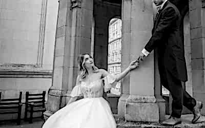 Victorian wedding romance at the heart of London